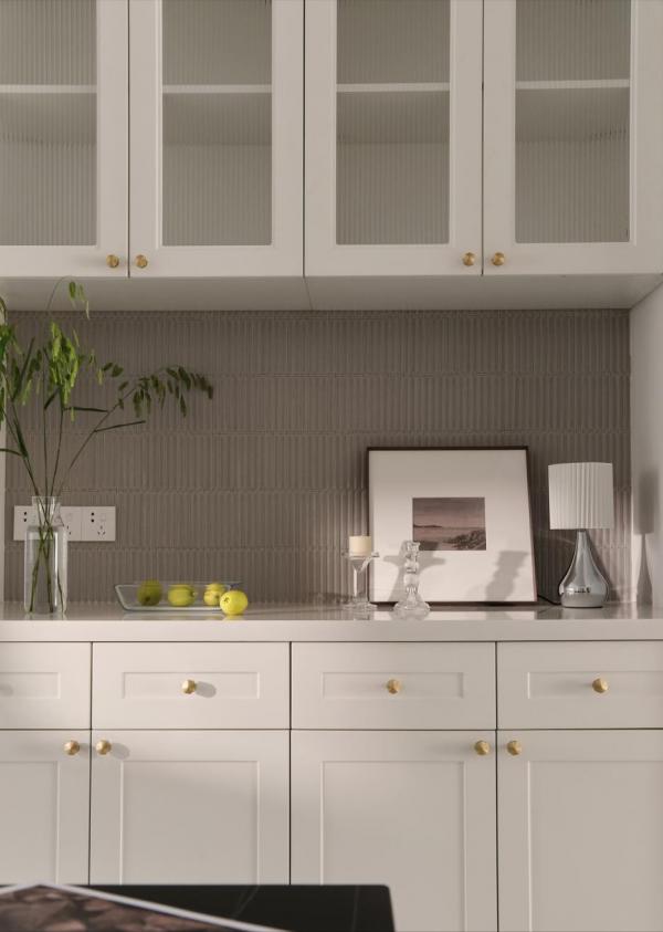 130㎡混搭風三居室，高顏值石膏線強勢入鏡，“看”為觀止