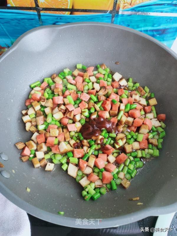 香乾像我這樣炒，兩碗米飯都不夠吃