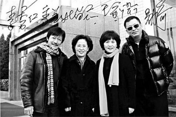 “電影全才”陳勳奇：和妻子相愛一生，女兒去世他有淚有痛