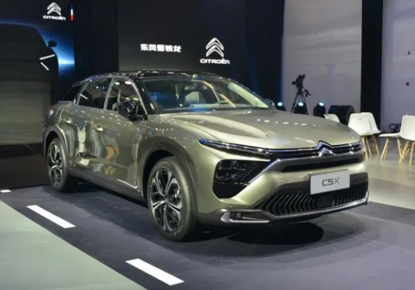 宏光MINI EV、歐尚X5的新年&OpenCurlyDoubleQuote;面板&rdquo;上線，你會選擇&OpenCurlyDoubleQuote;充錢&rdquo;嗎？