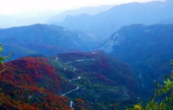 秋季京西這條路，美得如同斑斕的油畫