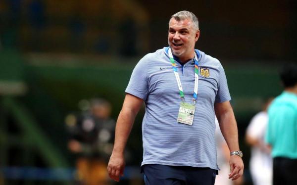 沒戲了!國足緋聞教練正式簽約新球隊,“接班李鐵”成空談 沒戲了!國足緋聞教練正式簽約新球隊,“接班李鐵”成空談