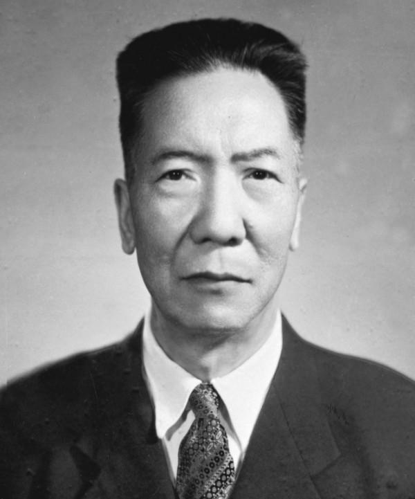 抗日戰爭結束後進入東北的部隊、主要將領有哪些？各率多少人？