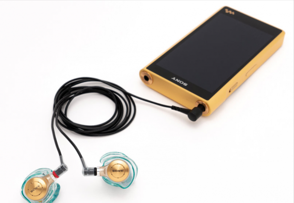 發燒友們，手裡的金磚還香嗎？索尼釋出兩款音樂播放器