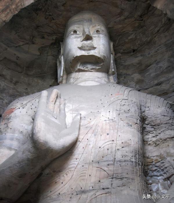 佛要金裝？清朝對雲岡石窟“金裝彩繪”，沒想到卻使石佛遍體鱗傷