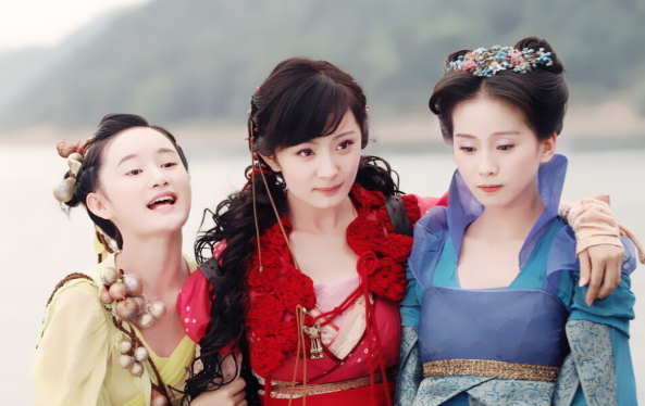 人物造型簡單，好壞靠衣服顏色就能分辨，現代古裝劇到底怎麼了？