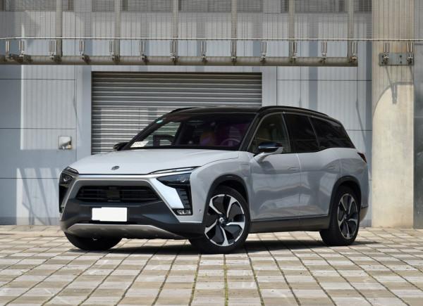 終身質保，最低續航415km，46.8萬起售的蔚來ES8，實力究竟如何？