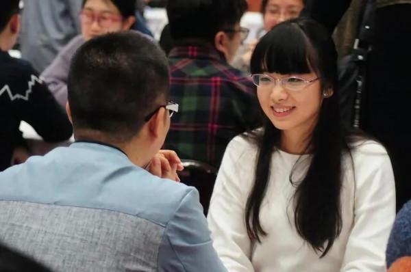 新男性擇偶標準亮了，“3無6有”女孩受追捧，父母退休金成重點