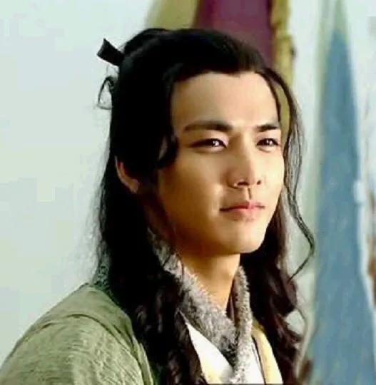 沒演技就別怪戲份不夠，這6位男二深得觀眾心，人氣完全壓過男主