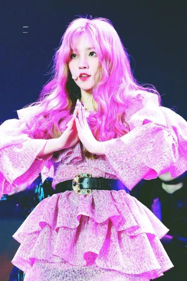 這都是什麼神仙美貌，不是粉都忍不住想要儲存的出圈神圖