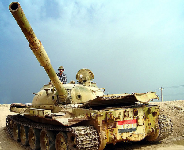 兩伊戰爭炮火連天，卻意外拯救了中國兵工廠！交易額至今無法超越