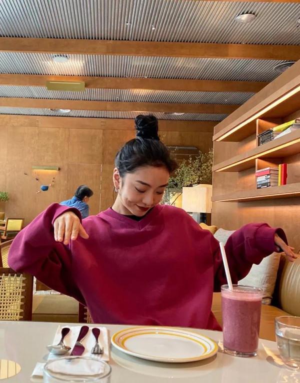 超級好看的火龍果色衛衣