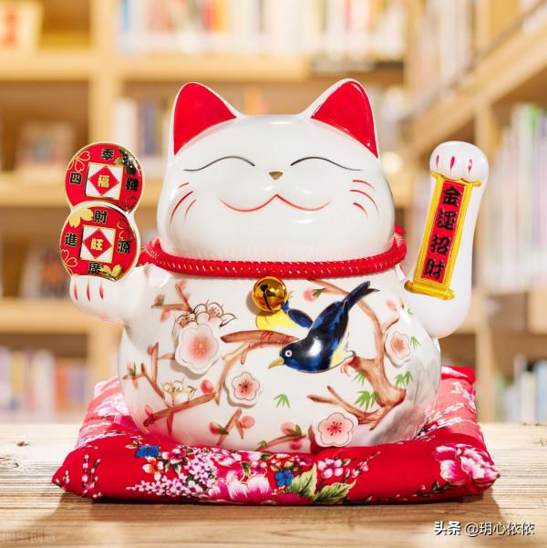 這些星座就像笑容滿面的招財貓，揮舞著萌萌的貓爪收穫努力的果實