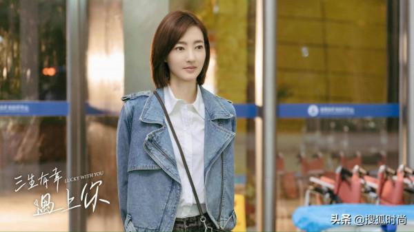 高圓圓辛芷蕾王麗坤都剪了減齡髮型,就要這樣溫柔又有力量 高圓圓辛芷蕾王麗坤都剪了減齡髮型,就要這樣溫柔又有力量