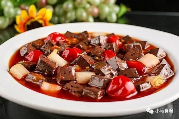 10款鴨肉菜品，做法精確，各具特色，味道香濃，好吃極了