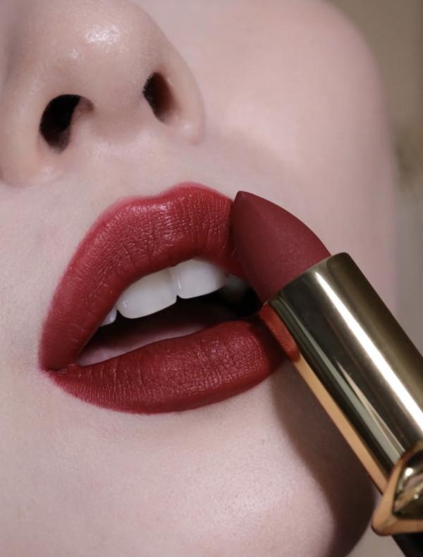 “品味夠好”的女人,秋天都喜歡塗這5支口紅,輕鬆顯白又上檔次 “品味夠好”的女人,秋天都喜歡塗這5支口紅,輕鬆顯白又上檔次