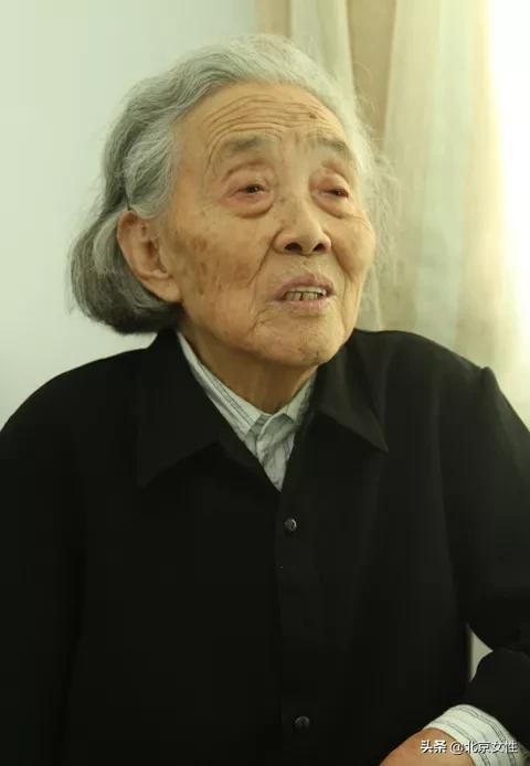 百人百集微黨課(74)|王愛麗:不斷學習、不斷進步,為婦女事業發展助力 百人百集微黨課(74)|王愛麗:不斷學習、不斷進步,為婦女事業發展助力