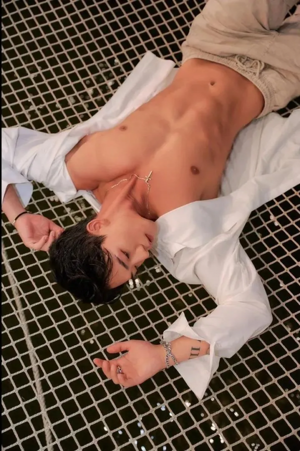 宣美9年“緋聞男友”公開告白宋智雅，網友還嗑瘋了？太上頭了吧