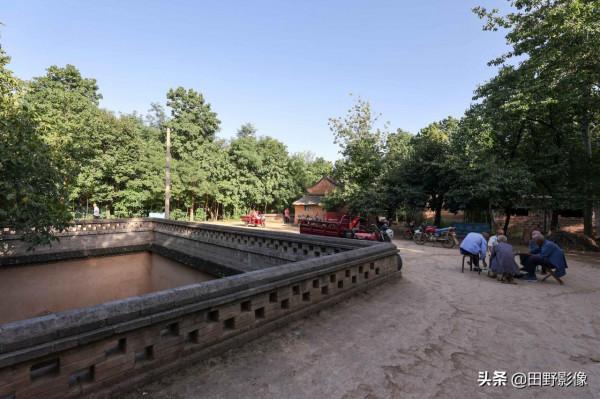 航拍陝西“天下第一地窖村”進村不見房聞聲不見人