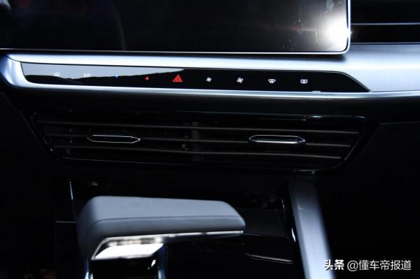 新車|聯屏式設計更具科技感 名爵MG ONE內飾解析 新車|聯屏式設計更具科技感 名爵MG ONE內飾解析