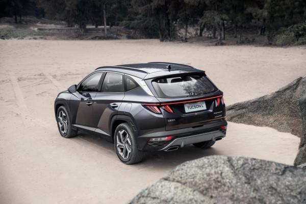 北京現代第五代途勝L 空間夠大 就是換擋響應速度很慢 北京現代第五代途勝L 空間夠大 就是換擋響應速度很慢