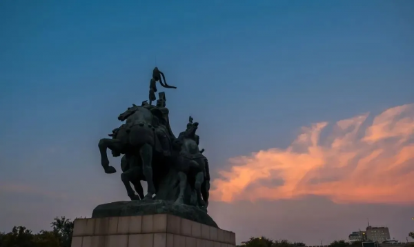 改“西域”為“新疆”，到底是出於什麼考慮？