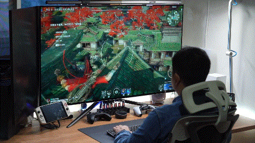 比電視還爽的 48 吋 OLED 桌面電競巨屏，KTC G48P5 顯示器測評詳解