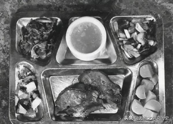 長津湖戰役後,打掃戰場時的經歷比戰鬥更殘酷,傷員自己往回爬 長津湖戰役後,打掃戰場時的經歷比戰鬥更殘酷,傷員自己往回爬