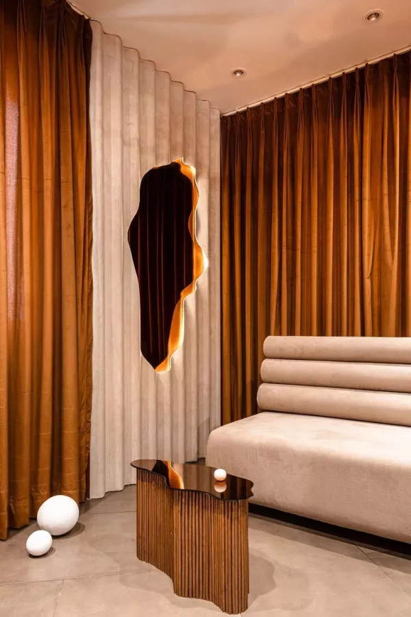 The Act of Quad新作丨極致曲面主義