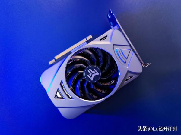 超Mini顯示卡，僅有手掌大小，影馳RTX3060金屬大師Mini版評測