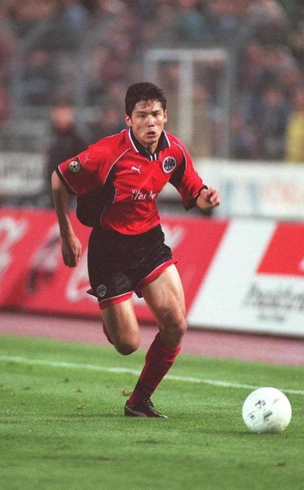 國腳李磊加盟草蜢，盤點中國留洋球員