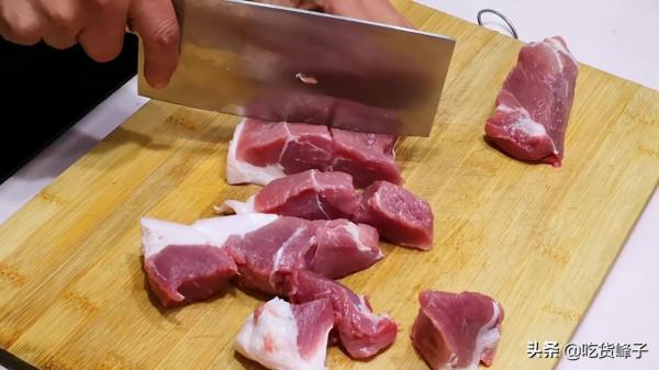 電飯鍋做紅燒肉，原來這麼簡單，不加水不加油，肥而不膩，太香了