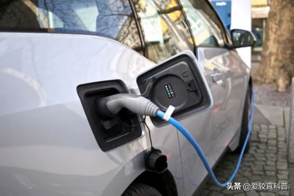 一手好牌被打爛！全球新能源亂戰，日本車企巨頭為何全線潰敗？