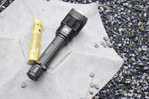 照亮黑夜的一束光！——在路上X6 USB戶外手電體驗