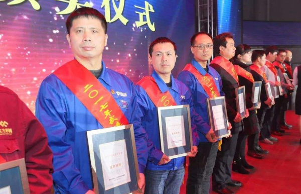 金盾董事長周建燦：白手起家公司市值高達93億，為何選擇跳樓自殺