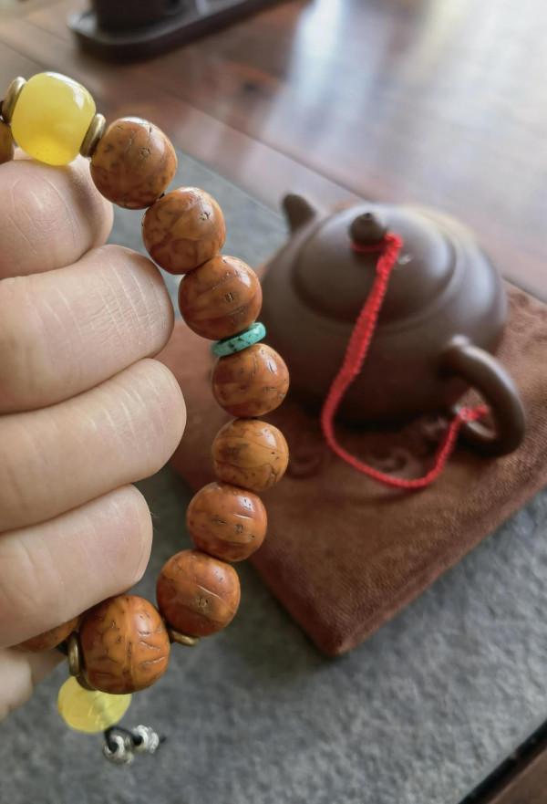 盤出玻璃底的鳳眼菩提，純手工打磨出來