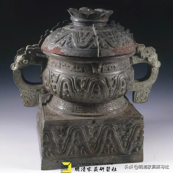 細解《竹院品古圖》 細解《竹院品古圖》