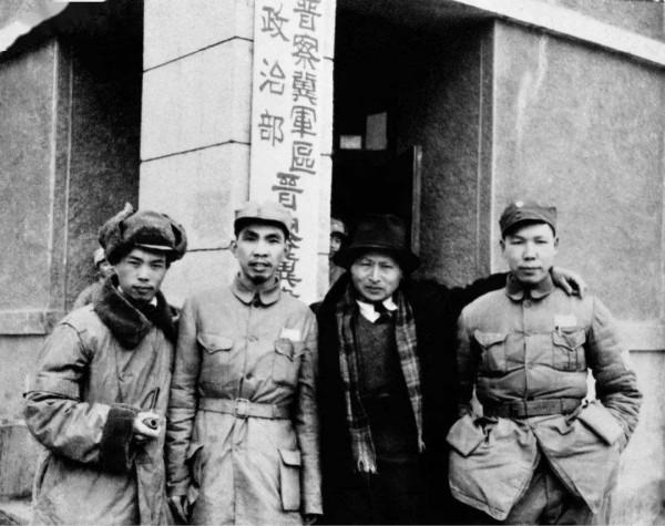 日軍雪夜屠村趕盡殺絕，八路軍憤怒復仇：格殺勿論，一夜殺500人