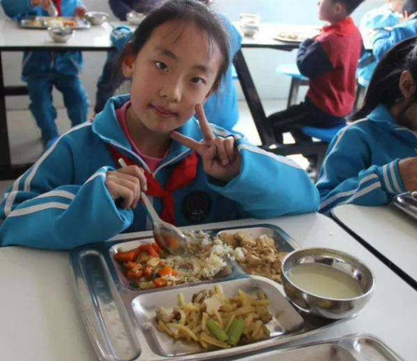 日本、韓國和中國的學生餐，你羨慕哪家的？