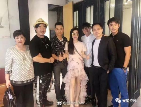 呂良偉任賢齊同框，62歲呂良偉帥氣依舊，52歲任賢齊胖到認不出