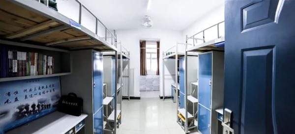 河南這所高校的秋:又美又颯 河南這所高校的秋:又美又颯