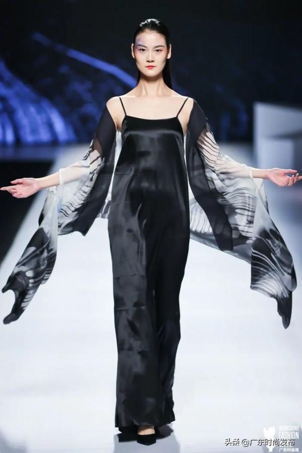 水墨丹青，翩若驚鴻——MOHUA墨話【染&amp;繡】非遺時尚秀丨2021灣區（廣東）時尚文化周-秋季