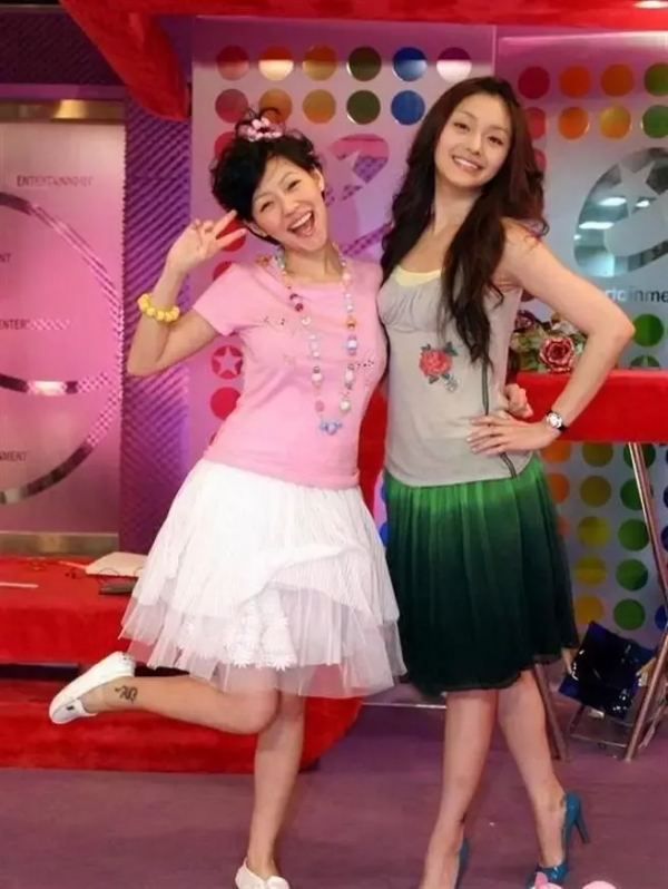 大S和小S,瘋狂的一體兩面 大S和小S,瘋狂的一體兩面