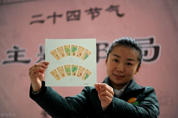 又到新郵預定時，應該如何保證集郵預定使用者利益？