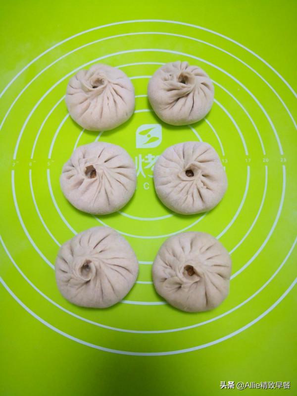 我們家不吃精白麵，分享我用全麥面做的肉包子，鬆軟又多汁，真香