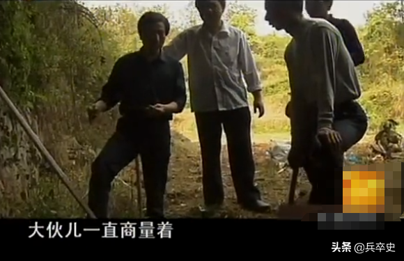 真實故事：湖南7歲男童意外掉進天坑，叢林生存8年成嗜血“野人”