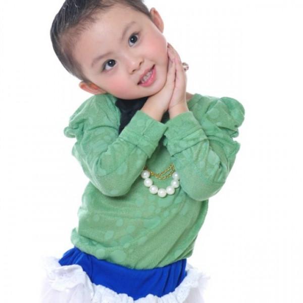 還記得《小戲骨紅樓夢》裡的林黛玉嗎?她現在長這樣 還記得《小戲骨紅樓夢》裡的林黛玉嗎?她現在長這樣