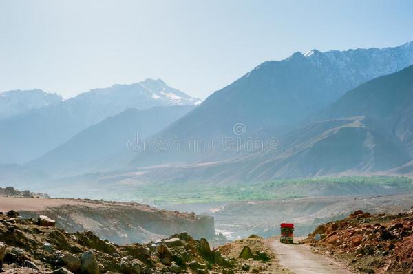 盤點世界七大令人窒息的公路，看過的才算老司機