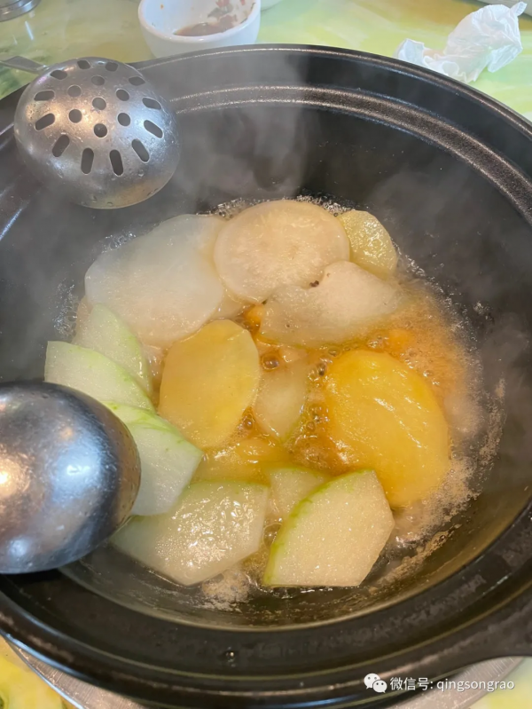 海遊六千迎新年,17度冬泳這次感覺有點冷 海遊六千迎新年,17度冬泳這次感覺有點冷