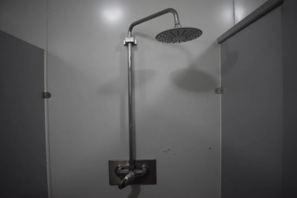 年前搬新家！拆裝式營房，來了